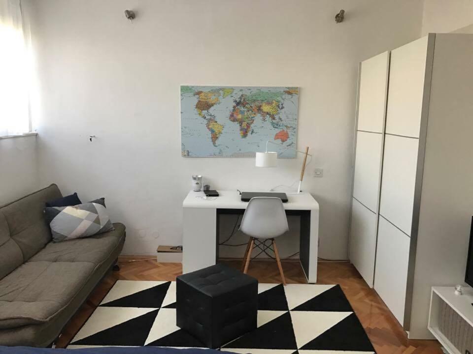 G Apartment Split Eksteriør billede