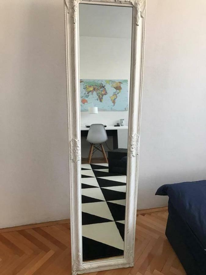 G Apartment Split Eksteriør billede